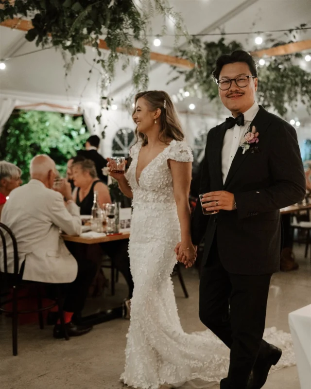 A touch of greenery gives the Garden Marquee the perfect balance between indoor and outdoor 📸: @jennywuphotography